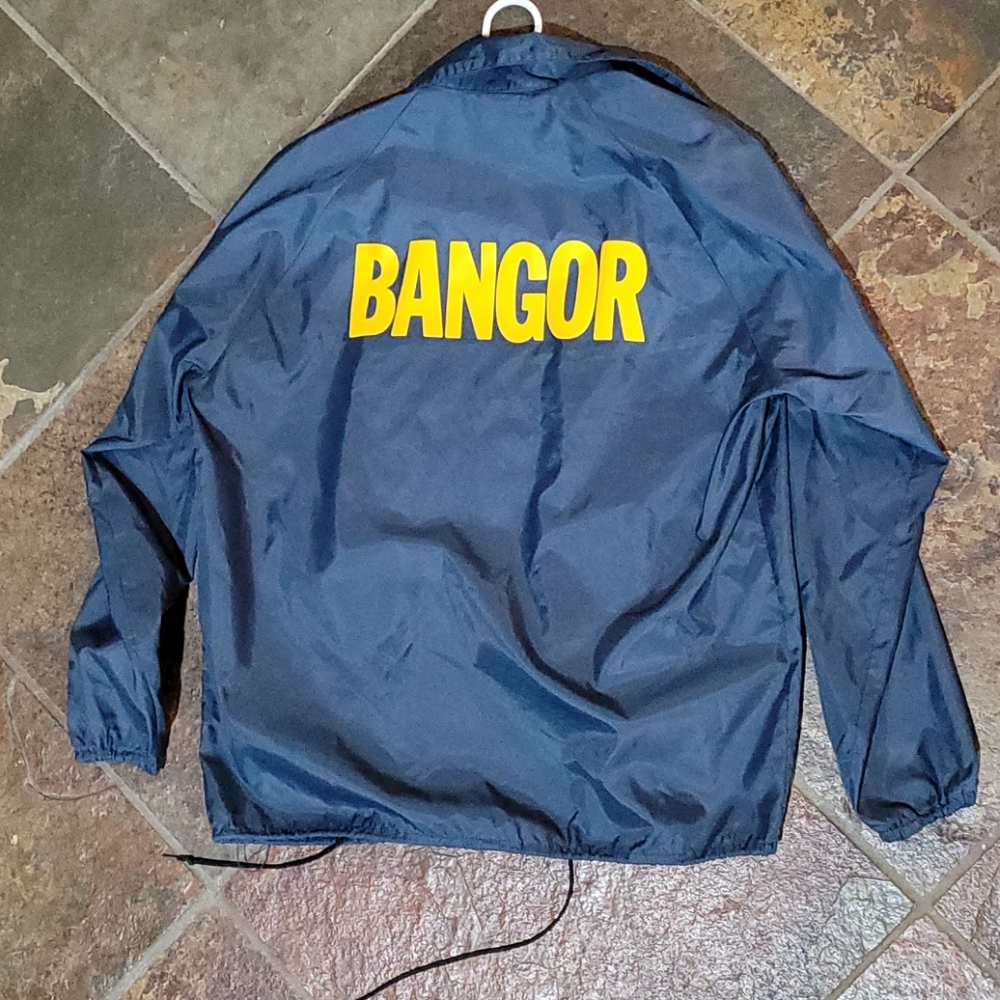 Vtg Pla-Jac Bangor Spellout Windbreaker Dunbrooke